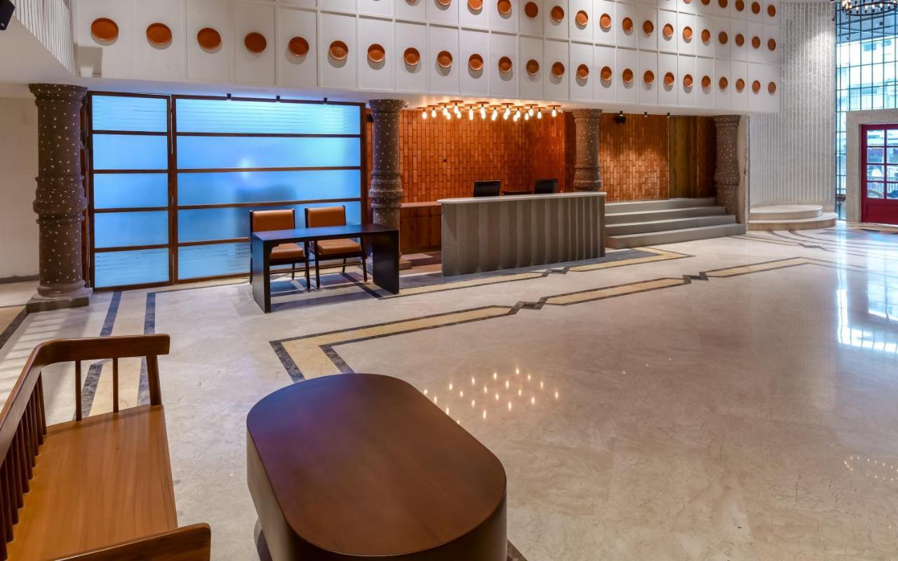 The Downton Hotel Raipur  Ngoại thất bức ảnh