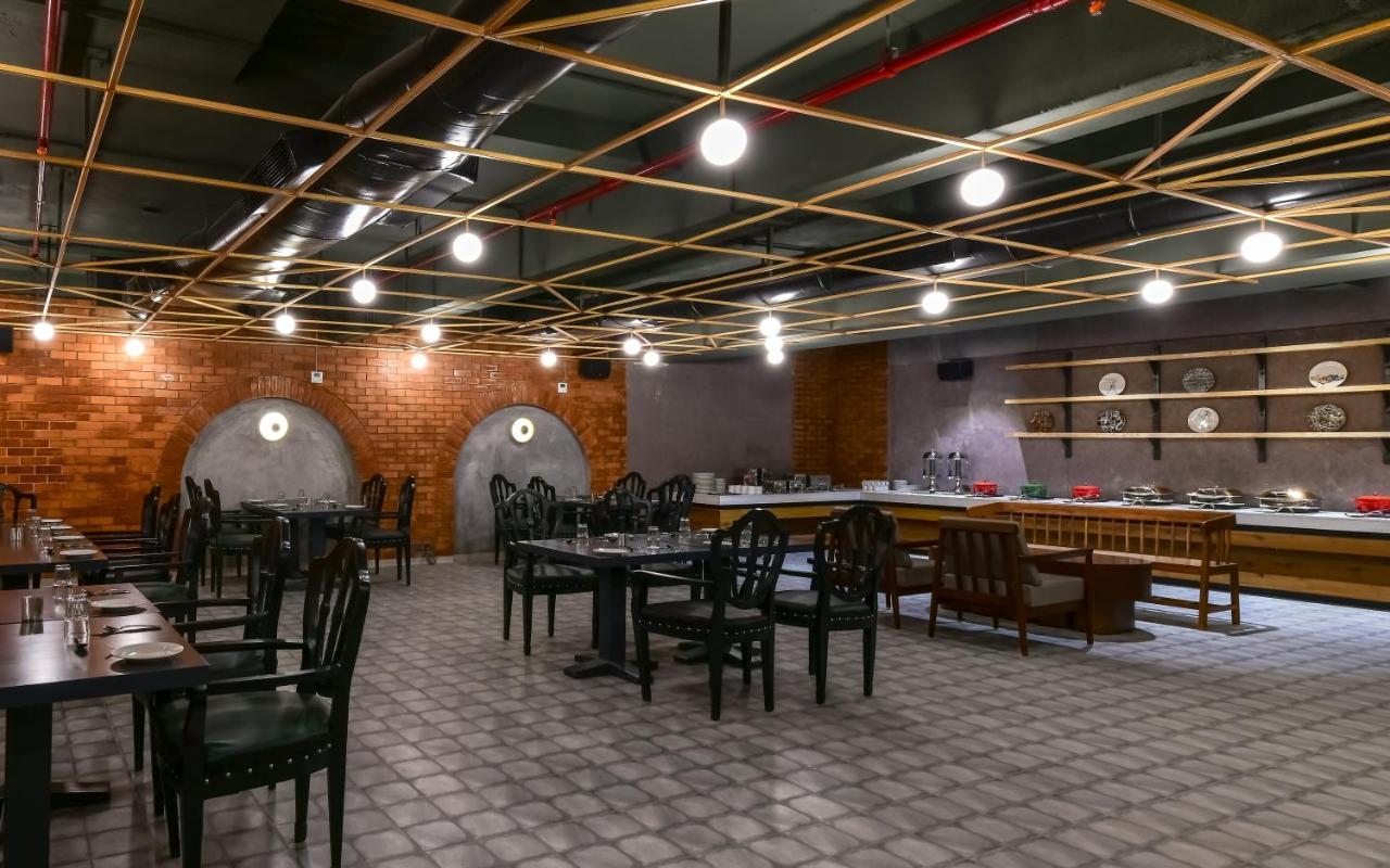 The Downton Hotel Raipur  Ngoại thất bức ảnh
